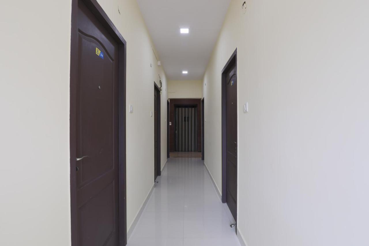 Green Tree Hotel-Near Vfs Global And Ramee Mall Chennai Esterno foto