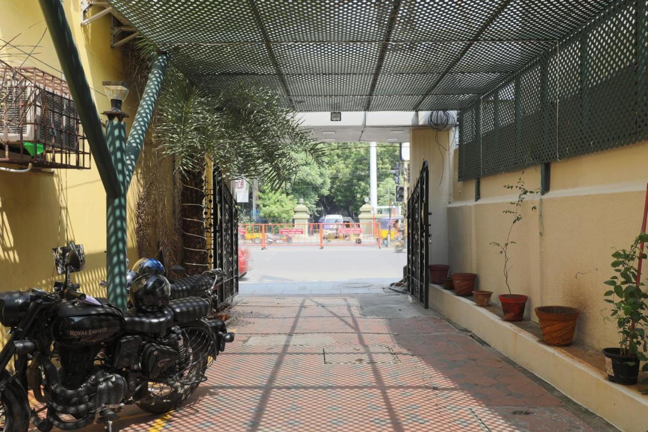 Green Tree Hotel-Near Vfs Global And Ramee Mall Chennai Esterno foto