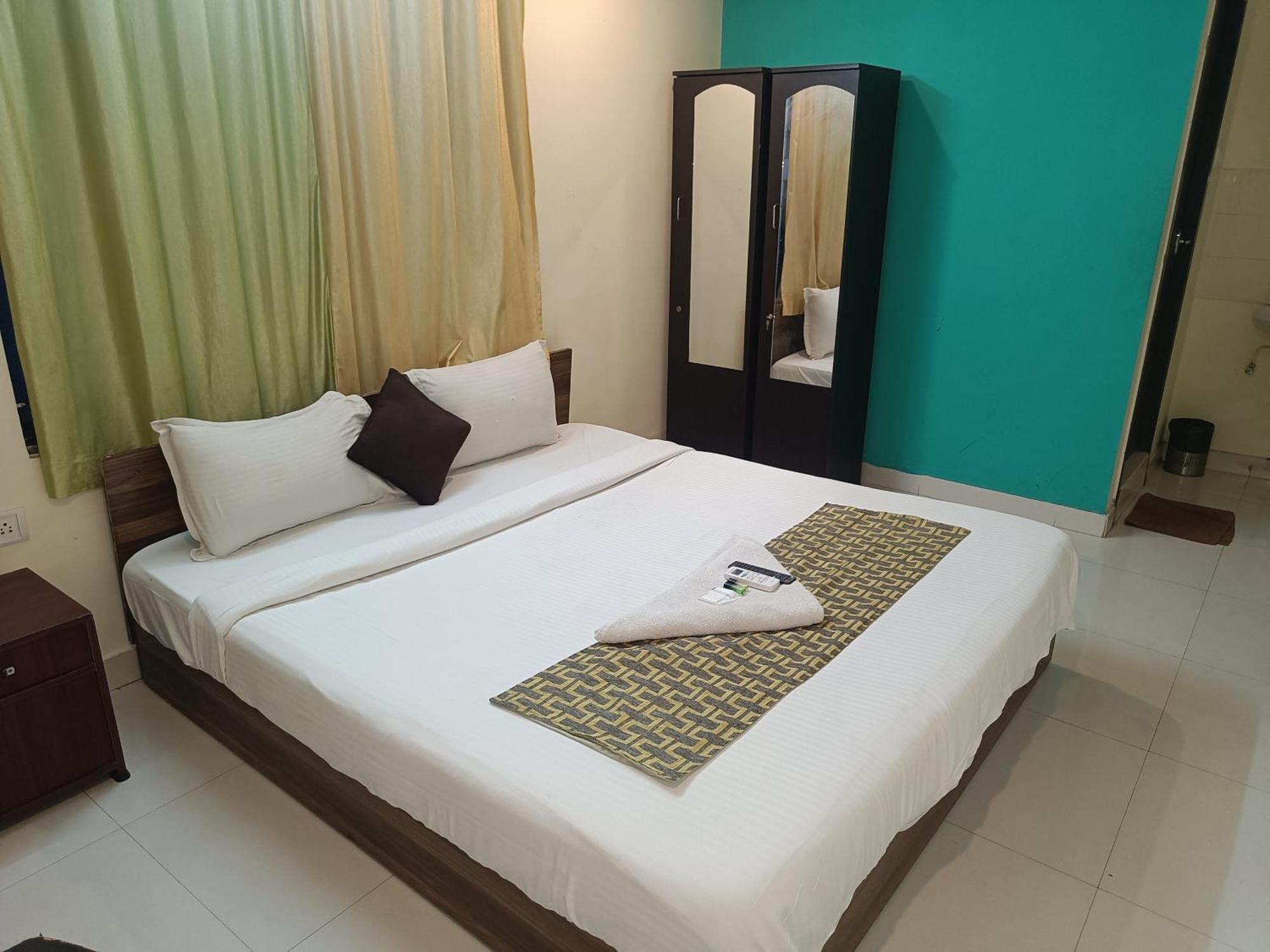 Green Tree Hotel-Near Vfs Global And Ramee Mall Chennai Esterno foto
