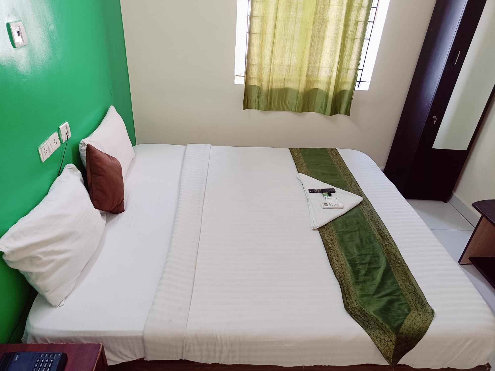 Green Tree Hotel-Near Vfs Global And Ramee Mall Chennai Esterno foto