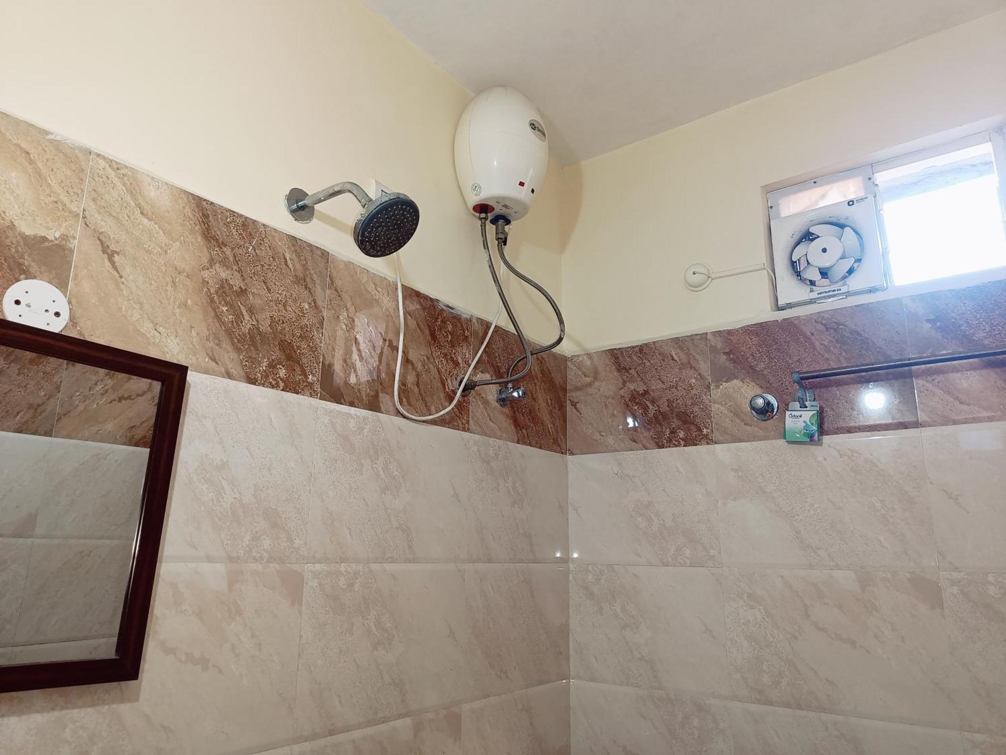 Green Tree Hotel-Near Vfs Global And Ramee Mall Chennai Esterno foto